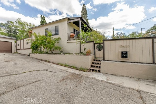 Building Photo - 10630 Samoa Ave
