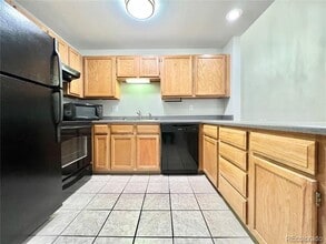 Building Photo - 2280 S Oswego Way