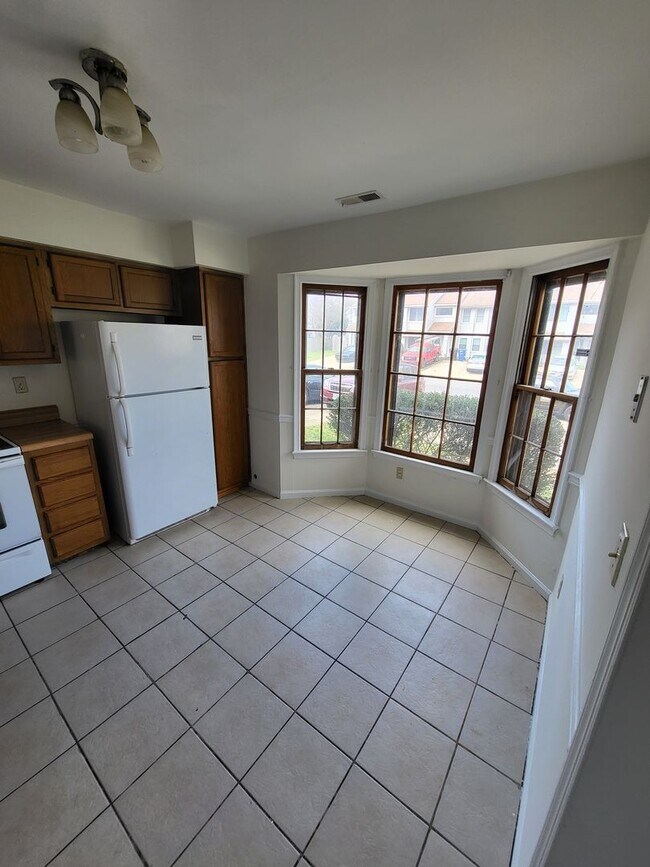 Building Photo - CAMPUS EAST