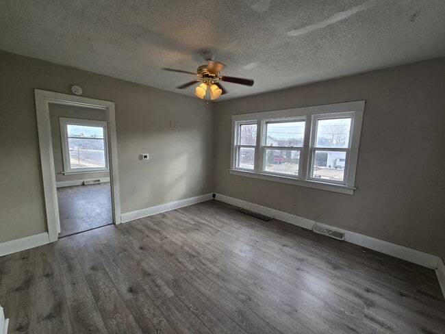 Building Photo - 1324 South St