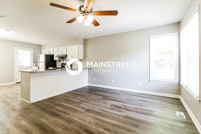 Building Photo - 3 Bedroom Pet-Friendly Home in GARNER, NC with Main Street Renewal