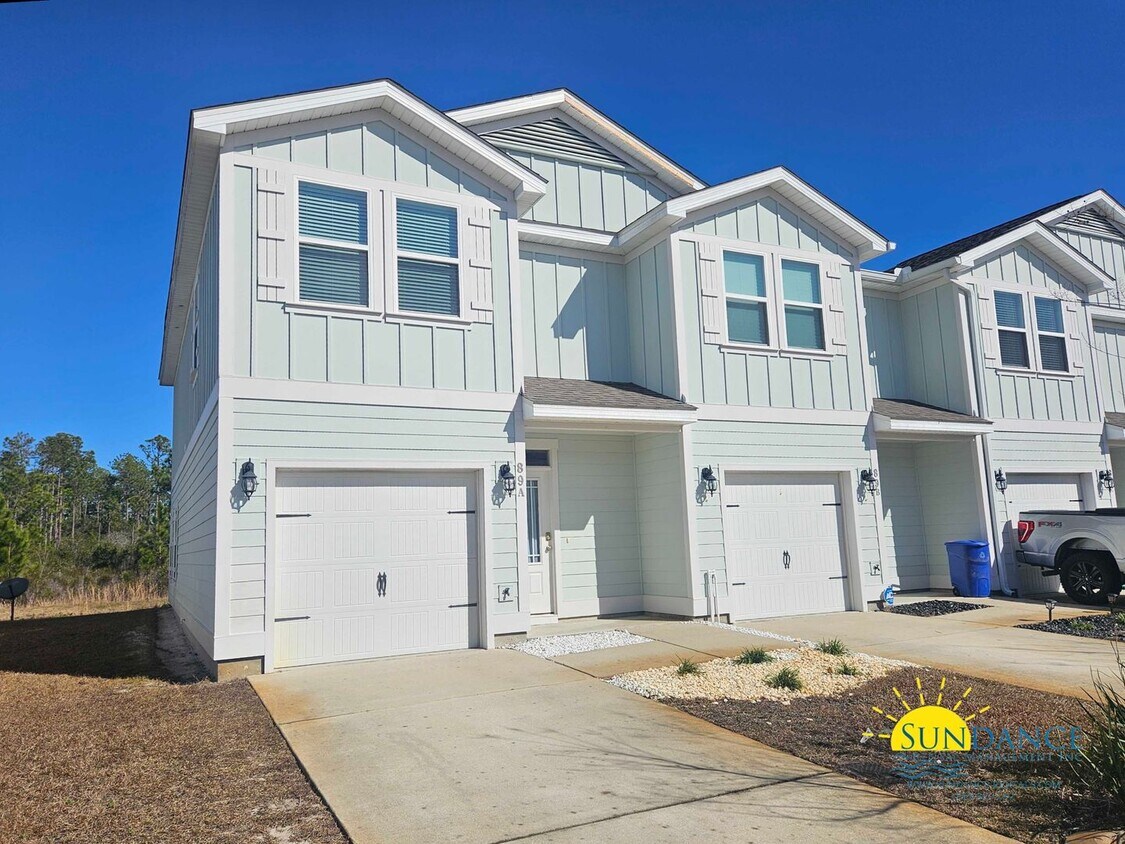 Foto principal - Miller's Crossing stunning end unit townho...