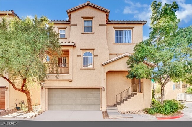Foto del edificio - 4753 N Priory Gardens St
