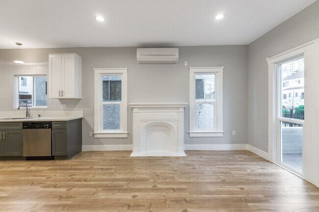 Foto del edificio - Beautiful 2 bedroom in Echo Park/Silver Lake with parking!