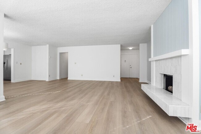 Foto del edificio - 930 3rd St