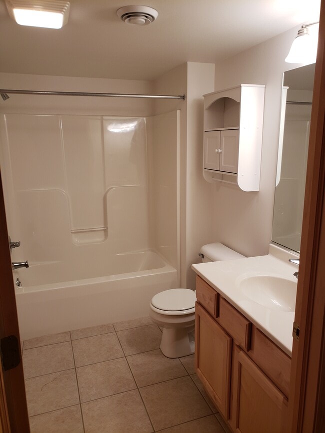 Building Photo - 208 Parador Pl