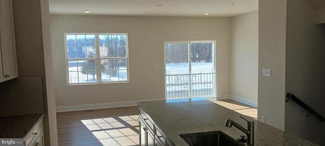 Foto del edificio - 2272 Marcy Dr