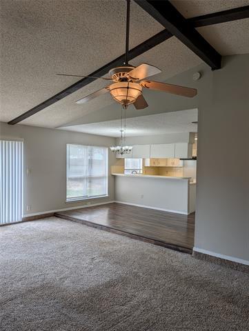 Foto del edificio - 6912 Westglen Dr