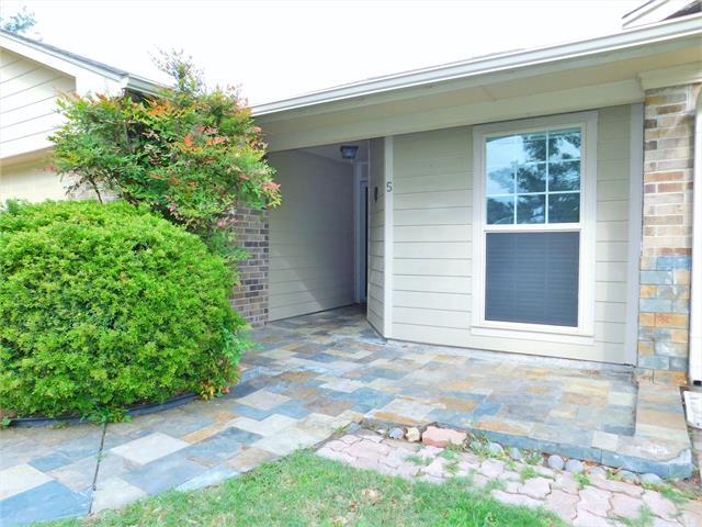 Building Photo - 5 Alamosa Dr