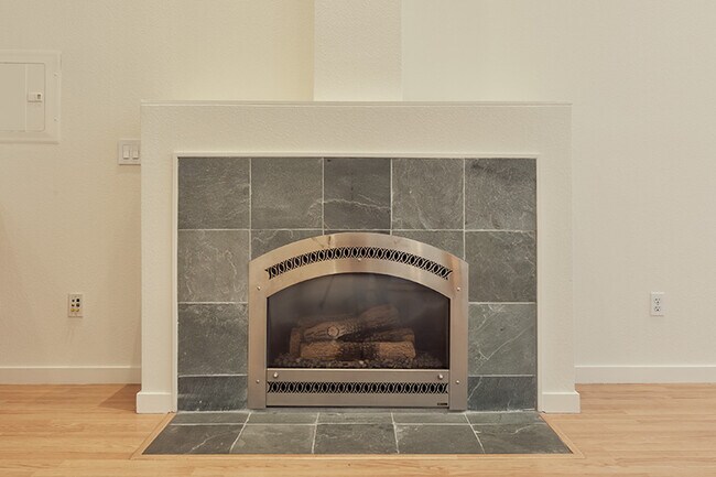 Building Photo - 950 Harrison St