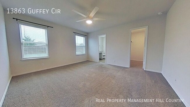 Foto del edificio - 13863 Guffey Cir