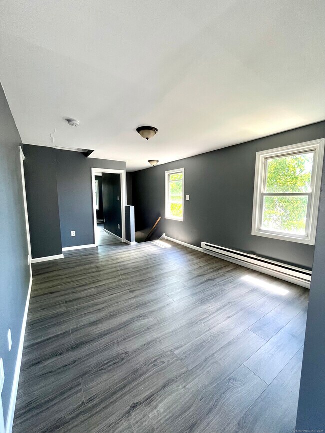 Building Photo - 14 Blackhall St