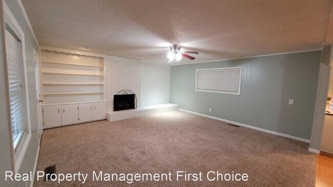 Foto del edificio - 3 br, 2 bath House - 223 S Gunther Street