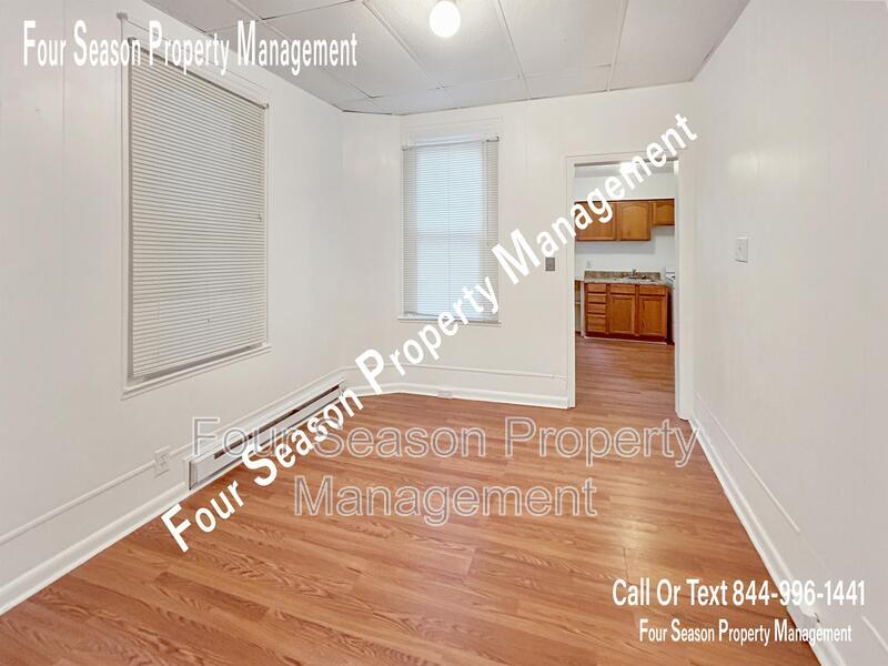 Primary Photo - 403 Jonathan St