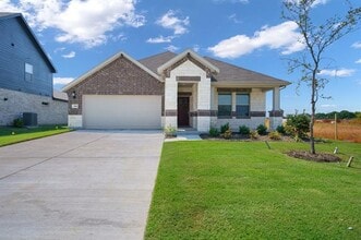 Building Photo - 300 Yellowstar Ln