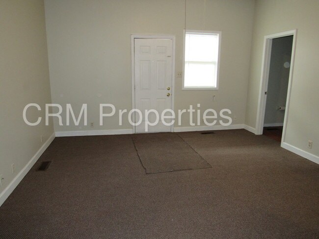 Building Photo - 921 S Buckeye St