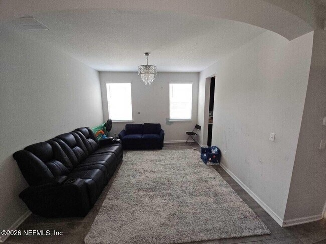 Foto del edificio - 6946 Azalea Grove Dr