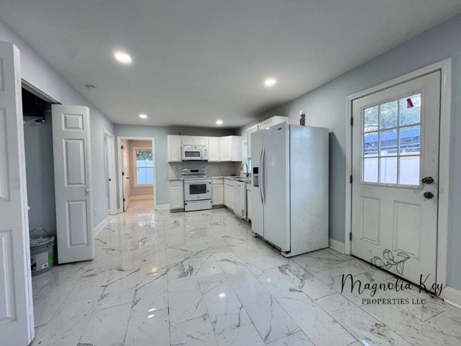 Foto del edificio - 403 73rd Ave N