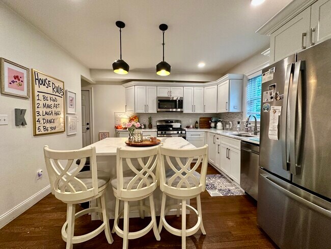 Foto del edificio - 21 Bellevue St