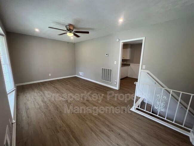 Foto del edificio - 4602 Nickerson Ct