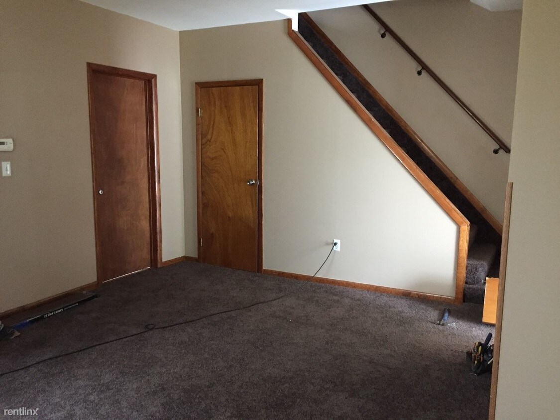 Foto del edificio - 3 br, 1 bath House - 156 N Sperling Ave