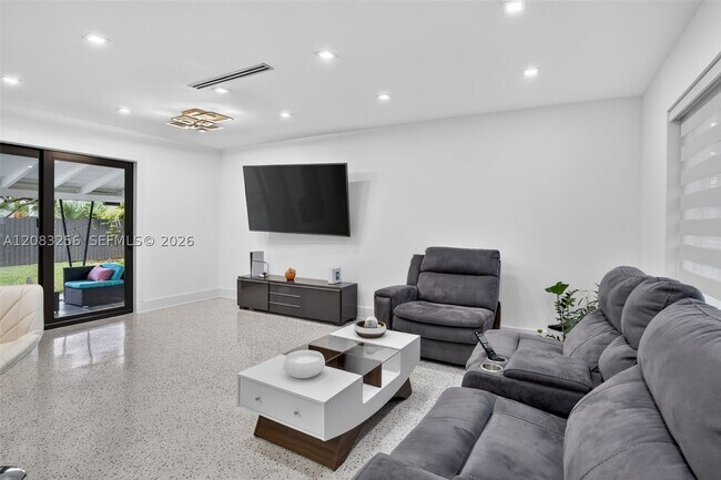 Foto del edificio - 20310 NE 14th Ave