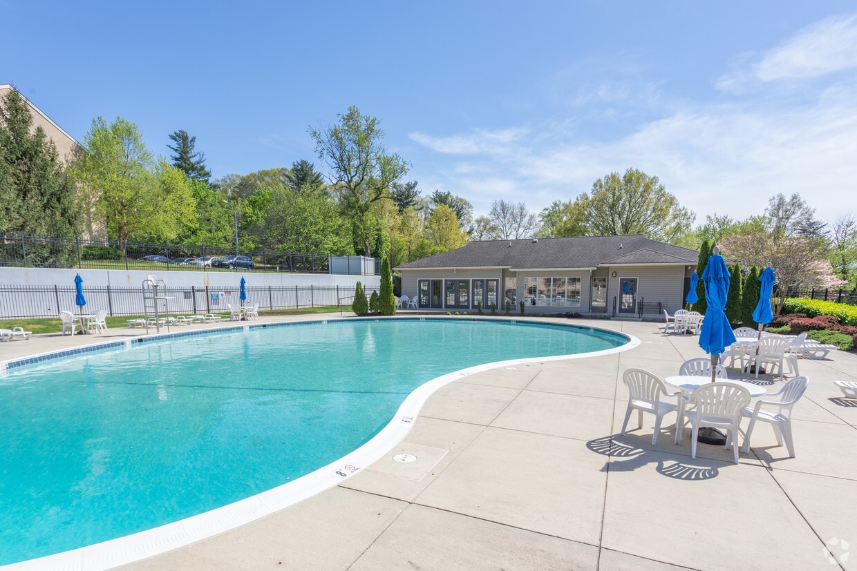 Steeplechase Apartment Homes - Steeplechase Apartment Homes