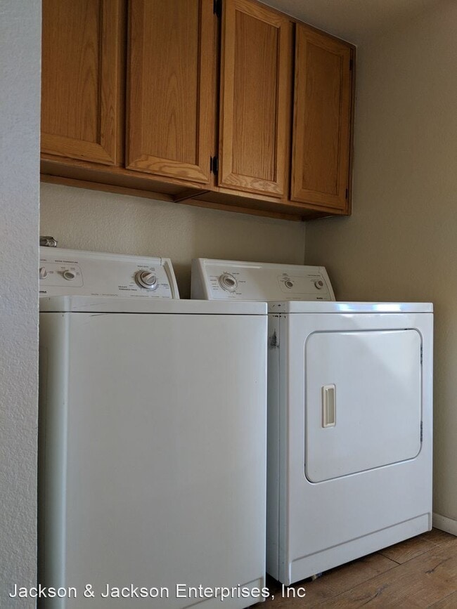 Foto del edificio - 3 br, 2 bath House - 1000 Beaver Street Un...