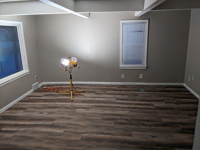 Living Room - 510 5th St SE