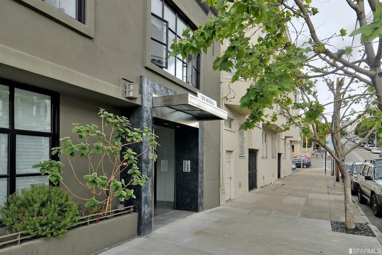 Primary Photo - 520 Chestnut St