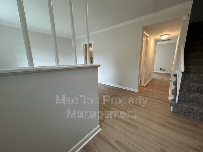 Foto del edificio - 2538 Sedgewick Pl