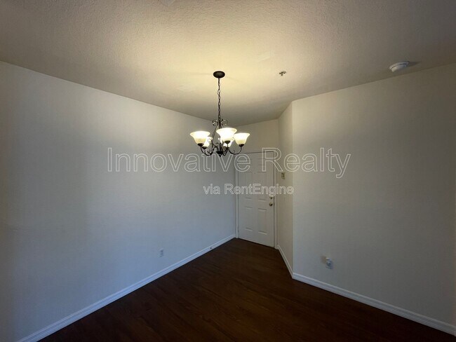 Foto del edificio - 2549 Maitland Crossing Way
