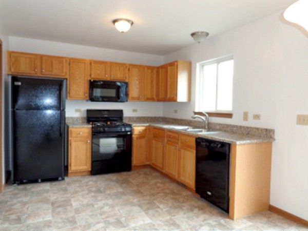 Foto del edificio - 29 Farmington Ct