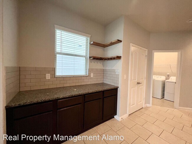 Building Photo - 3 br, 2 bath House - 6731 Hibiscus Falls
