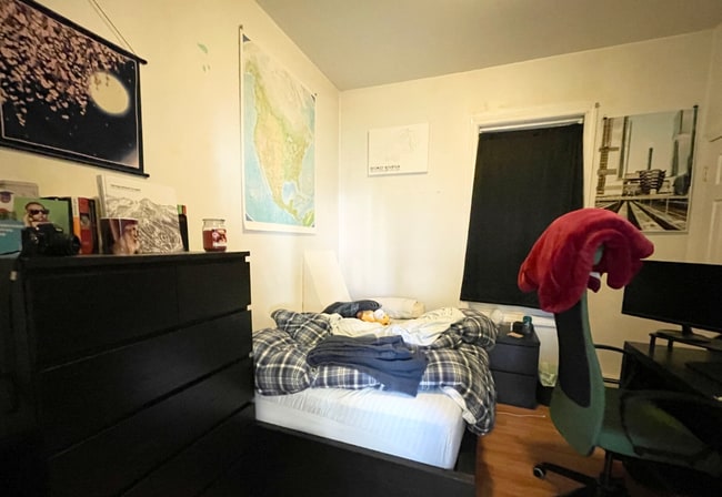 Building Photo - 52 Delle Ave