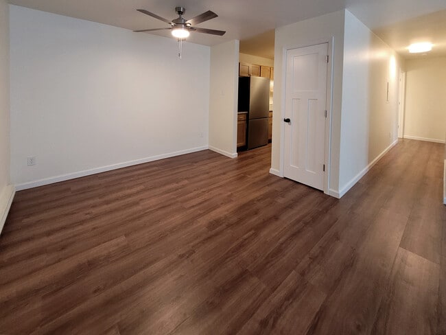 Foto del edificio - Cottonwood Creek Apartments