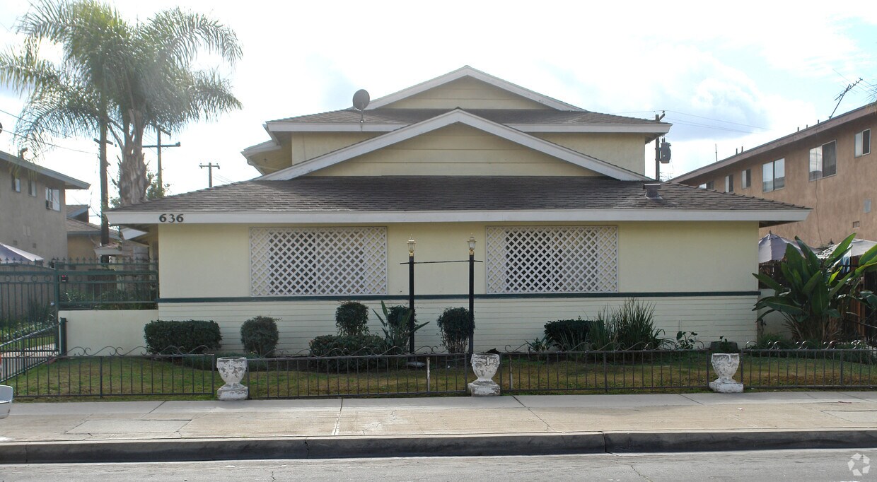 Building Photo - Villa Italia Apartments