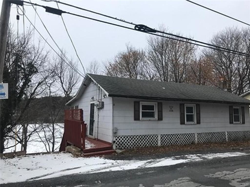 Primary Photo - 185 Lake Rd