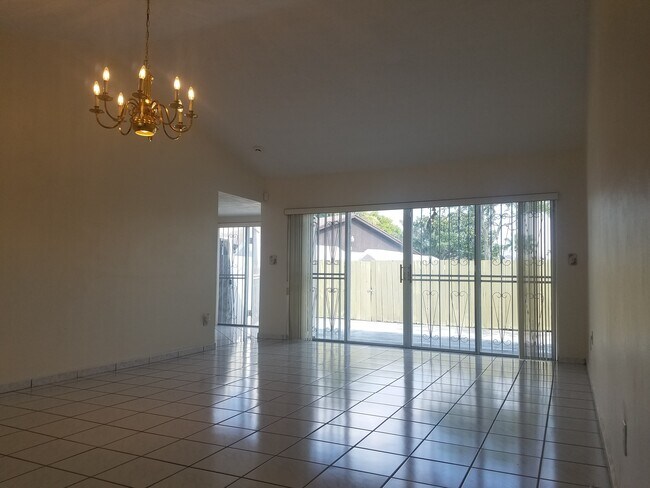 Building Photo - 12254 SW 118th St
