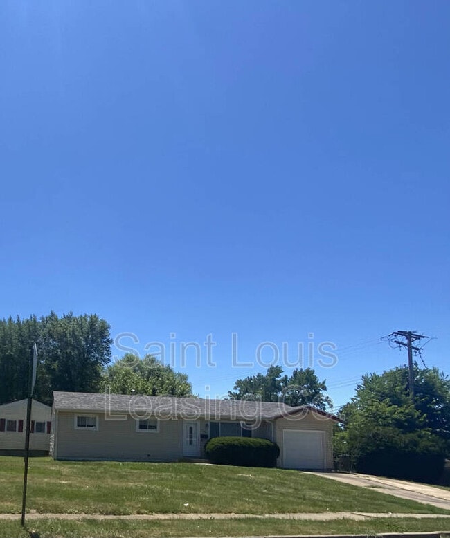 1196 Derhake Rd, Florissant, MO 63033 House Rental in Florissant, MO