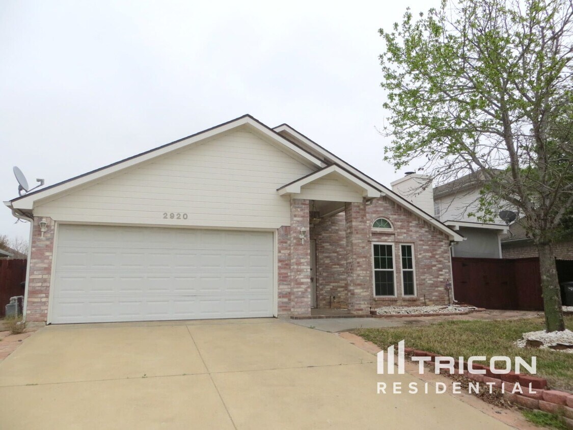 Foto principal - 2920 Thames Trail