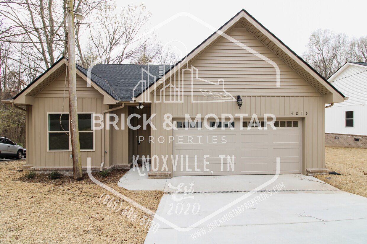 Foto principal - 4819 McCloud Rd