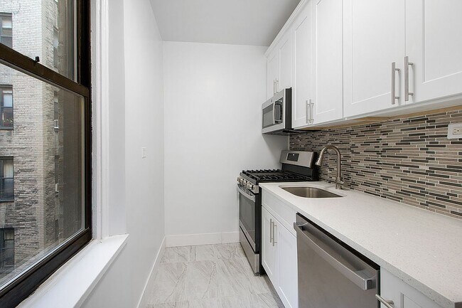 Foto del edificio - 125 W 96th St