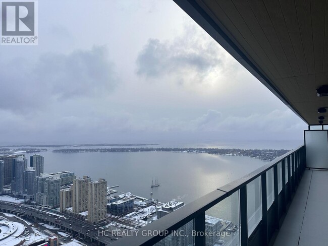 Photo du bâtiment - 3 Concord Cityplace Wy