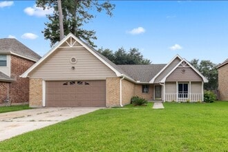 Building Photo - 22503 Holly Branch Dr