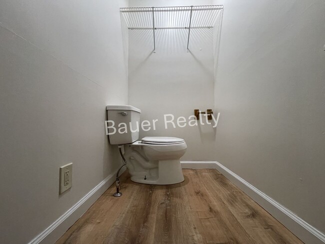 Building Photo - Ranch Style Home