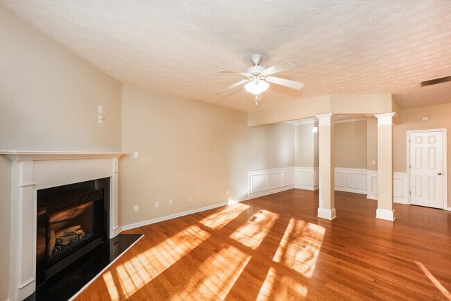 Building Photo - 6146 Allpoint Way