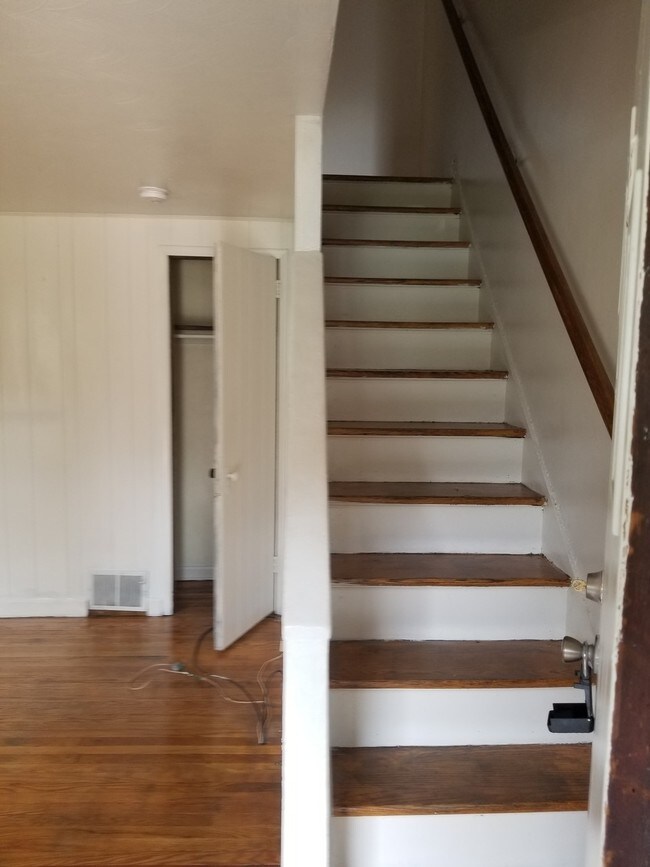 Foto del edificio - 7205 Schley Ct