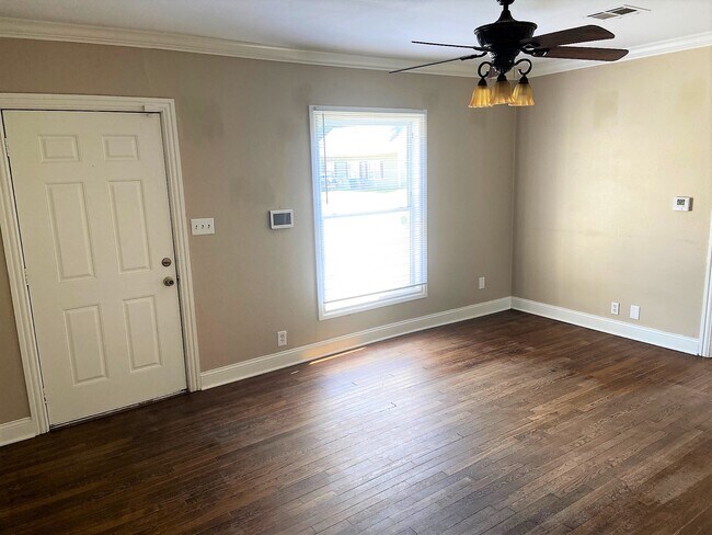 Foto del edificio - 228 S Quebec Ave