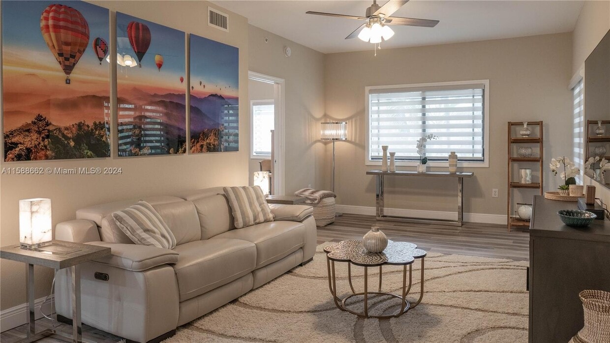 Foto principal - 2916 Tuscany Ct